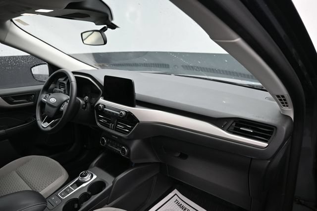 Used 2022 Ford Escape SE w/ SE Sport Appearance Package AWD/4WD image 10