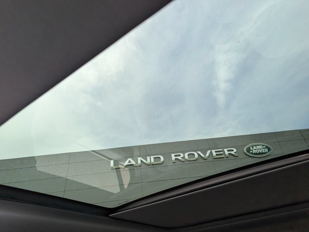 New 2026 Land Rover Range Rover Sport SE AWD/4WD image 20