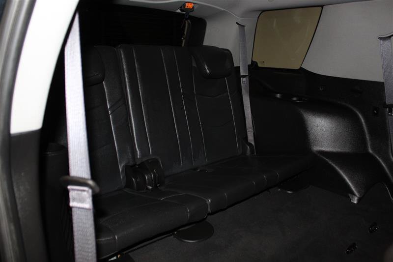 Used 2017 Cadillac Escalade Luxury AWD/4WD image 31