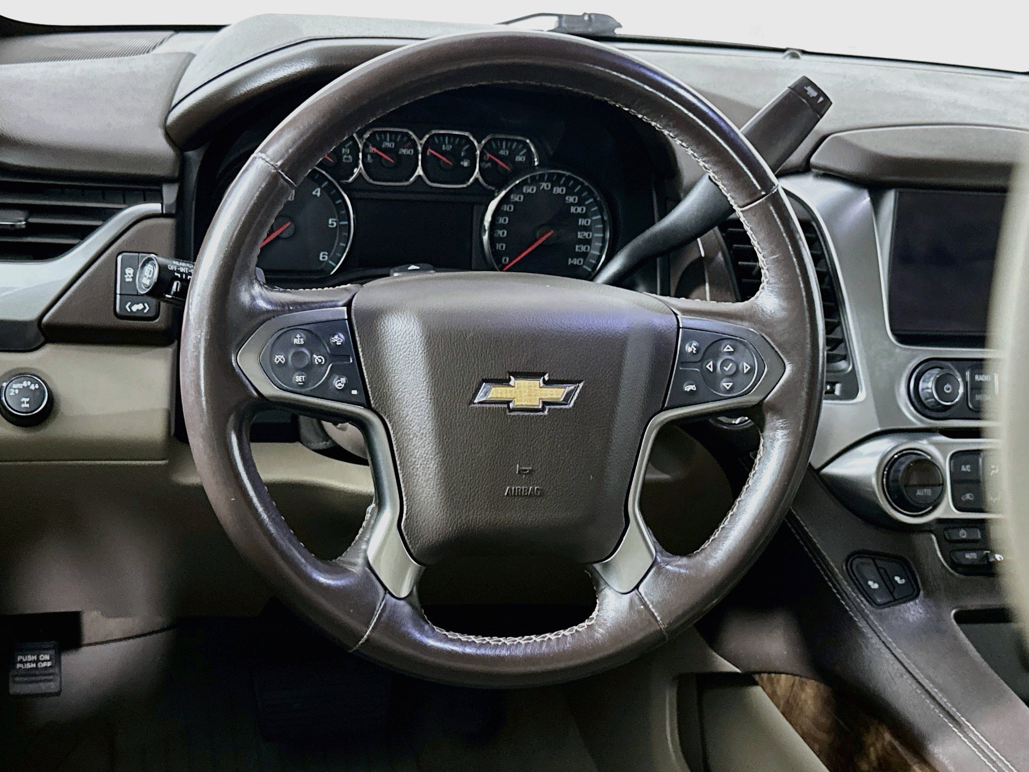 Used 2019 Chevrolet Tahoe LT w/ LT Signature Package AWD/4WD image 18