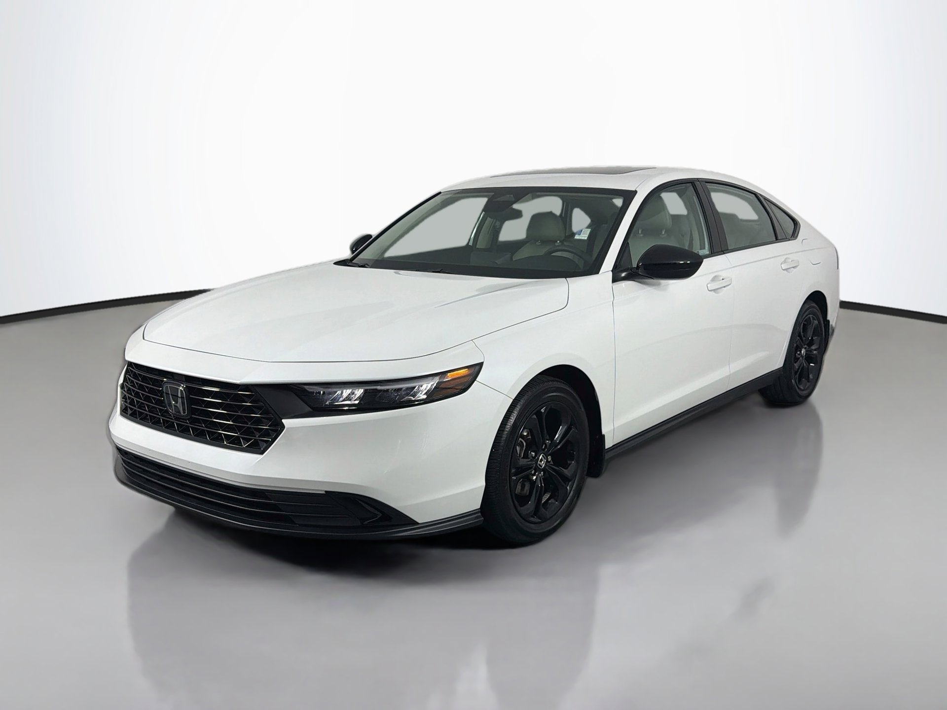 Used 2025 Honda Accord SE image 8