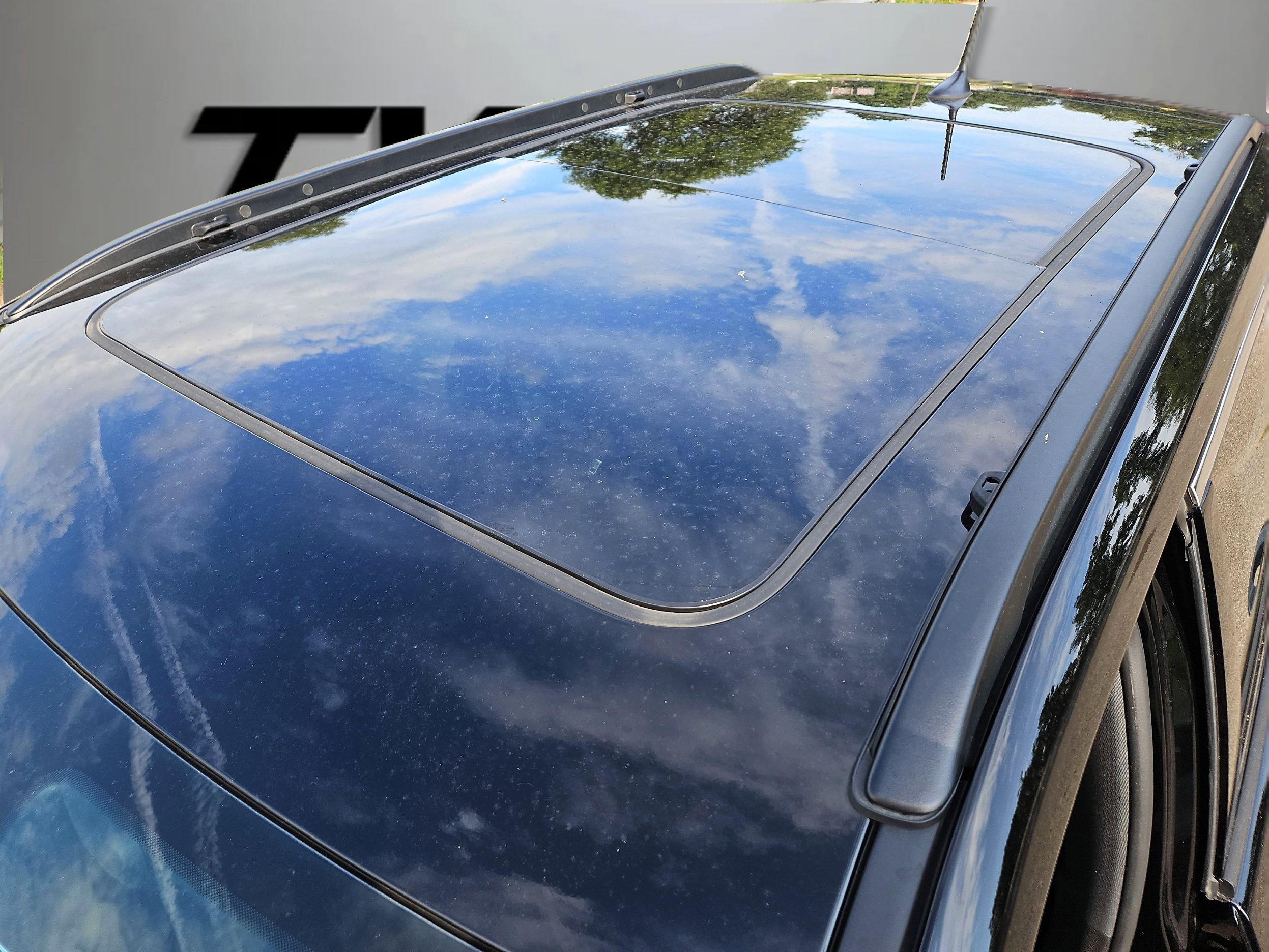 New 2024 Jeep Compass Limited w/ Elite Group image 14