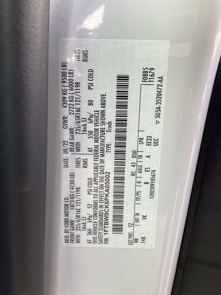 Used 2023 Ford E-Transit Medium Roof RWD image 35