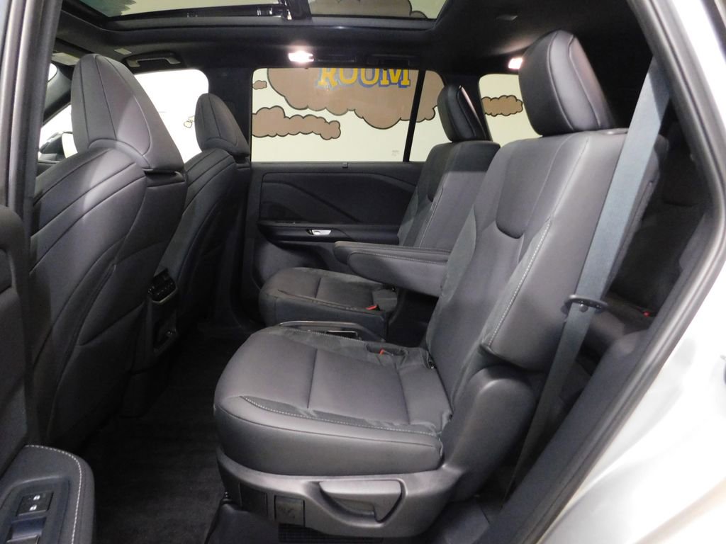 Used 2025 Lexus TX 500h AWD image 70