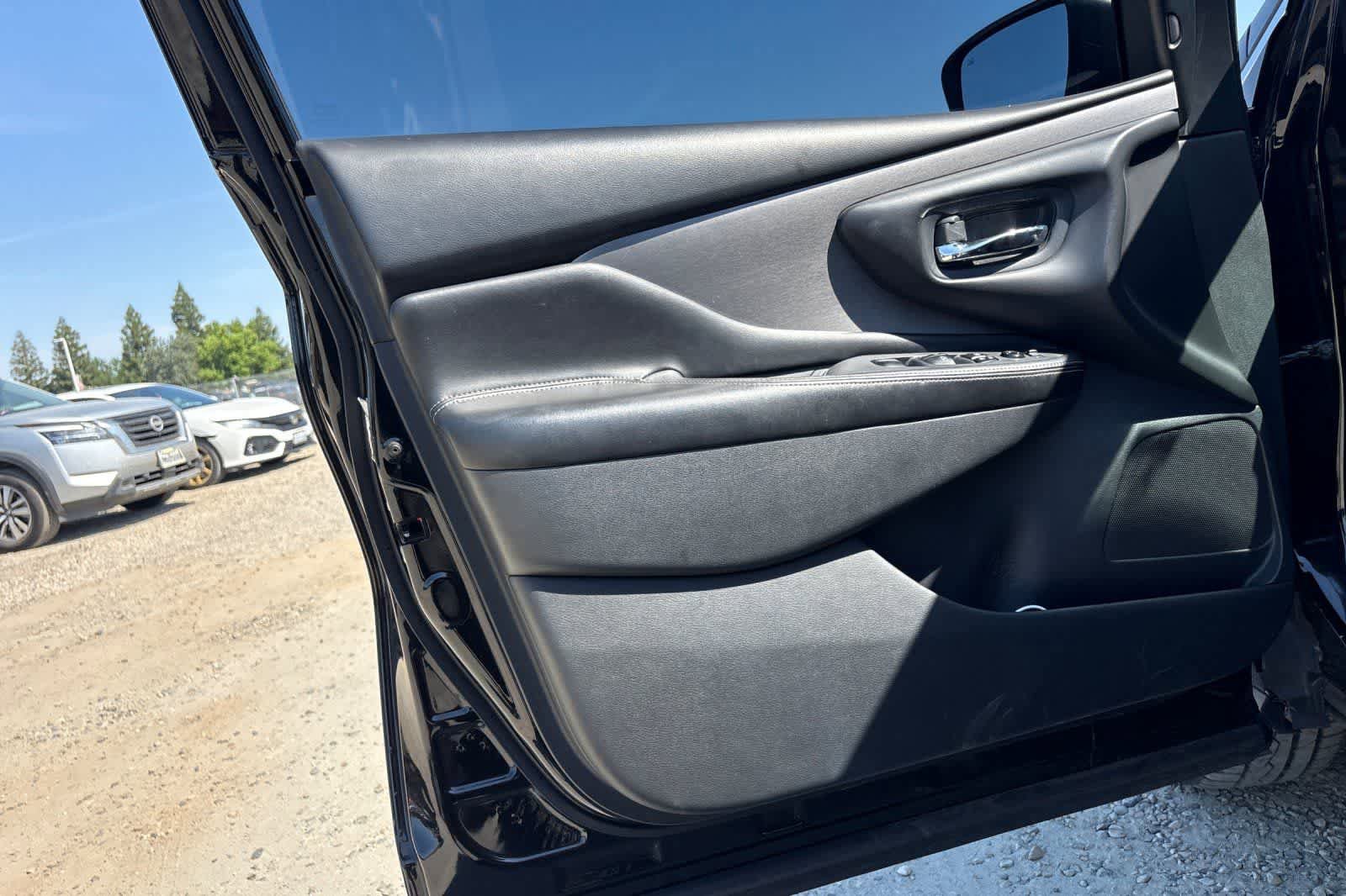 Used 2021 Nissan Murano SV FWD image 15