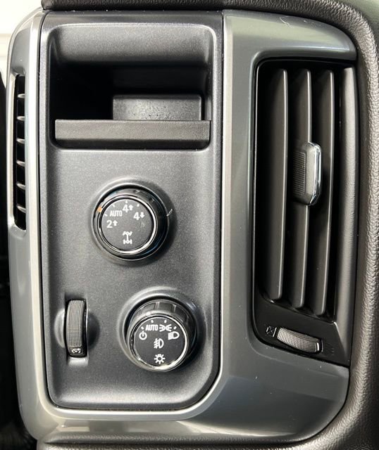 Used 2014 Chevrolet Silverado 1500 LT w/ LT Fleet Convenience Package image 32