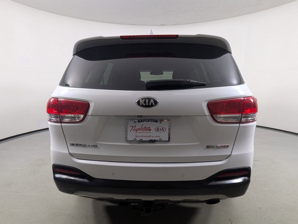 Used 2016 Kia Sorento EX FWD image 6