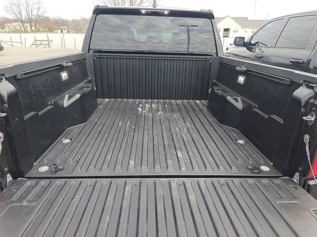 Used 2024 Toyota Tacoma TRD Off-Road image 5
