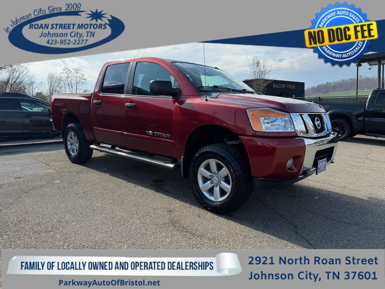 Used 2014 Nissan Titan SV w/ SV Value Truck Package image 1