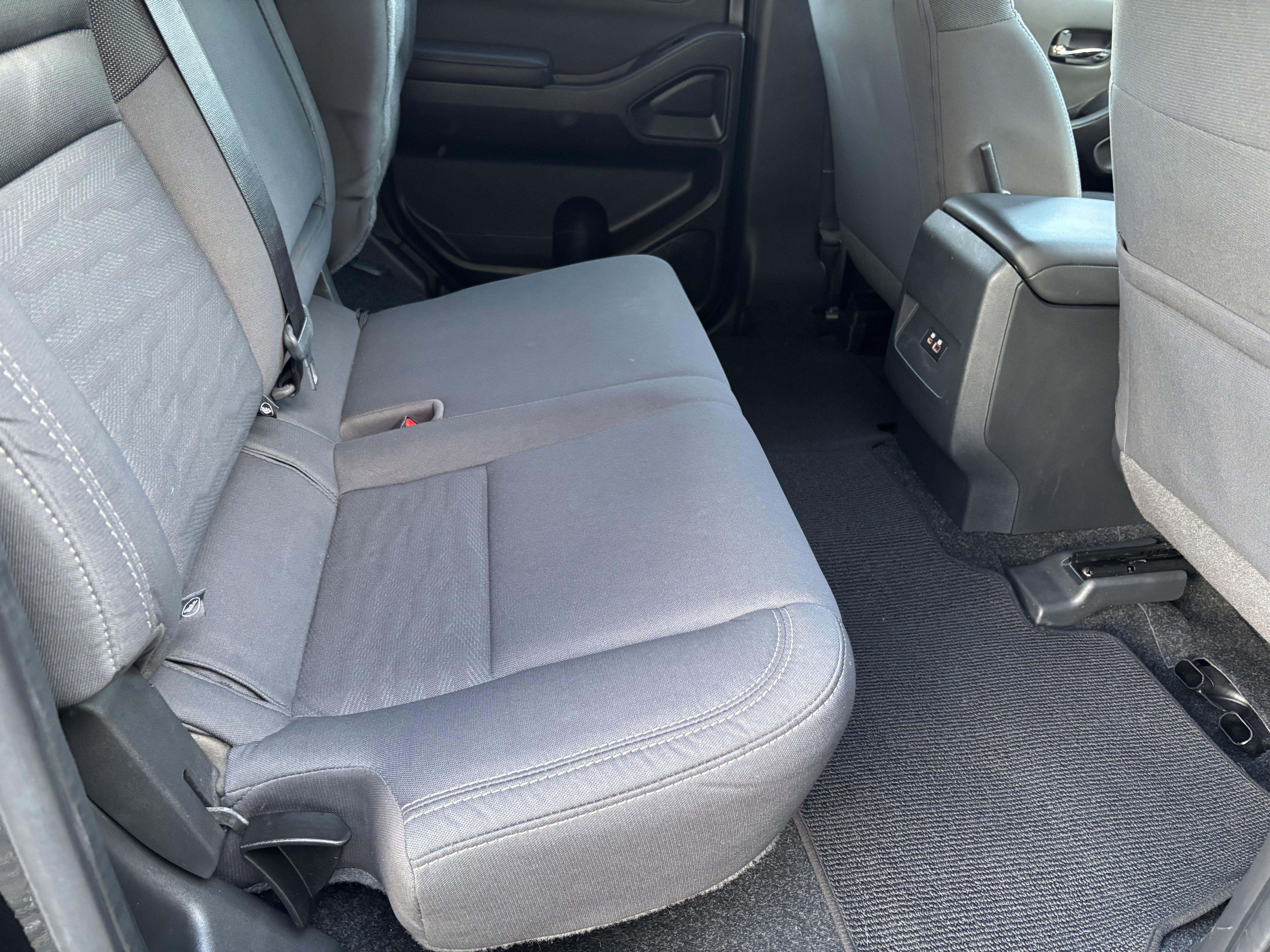 Used 2024 Nissan Frontier SV AWD/4WD image 27