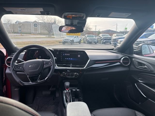 Used 2026 Chevrolet Trax RS image 29