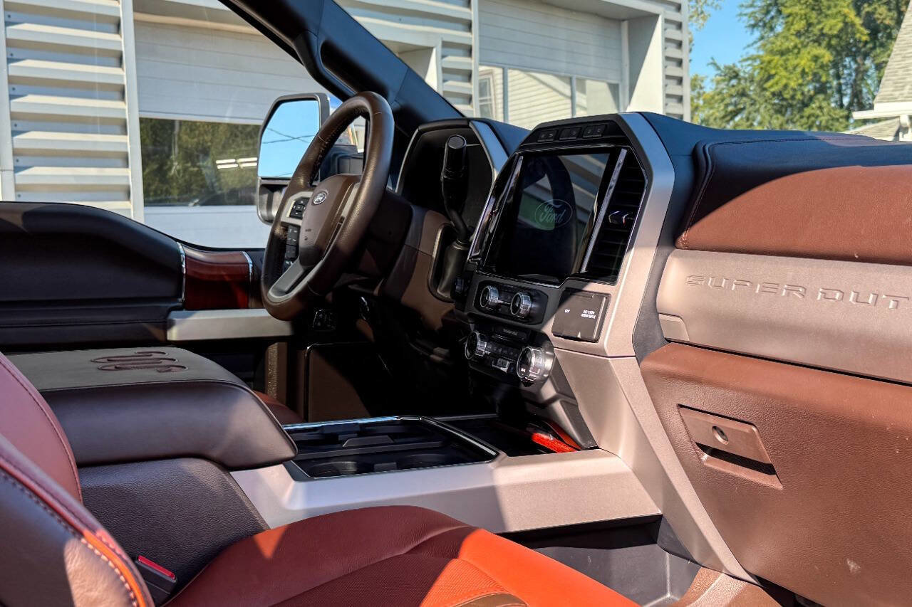 Used 2022 Ford F250 King Ranch w/ King Ranch Ultimate Package image 10