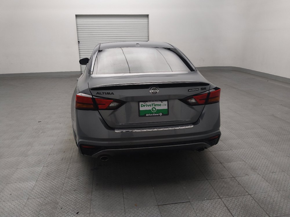 Used 2022 Nissan Altima 2.5 SR w/ Midnight Edition Package FWD image 6