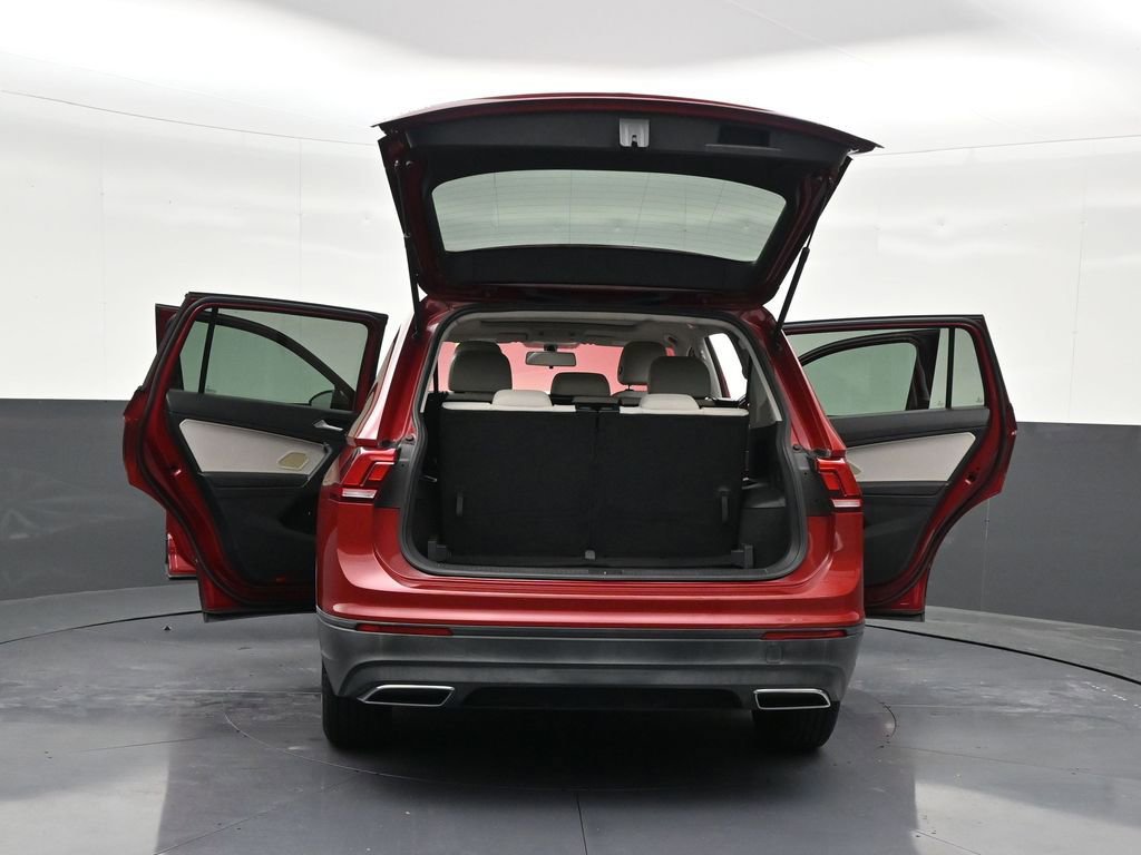Used 2019 Volkswagen Tiguan SE w/ Panoramic Sunroof Package FWD image 32