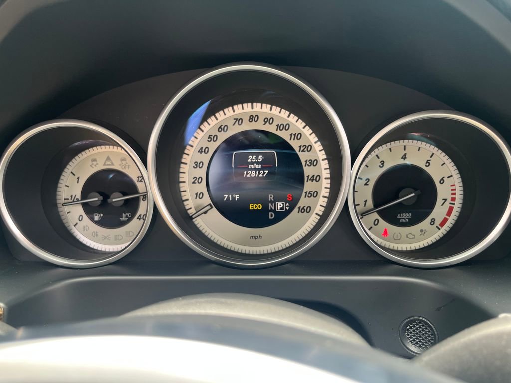 Used 2014 Mercedes-Benz E 350 Sedan image 16