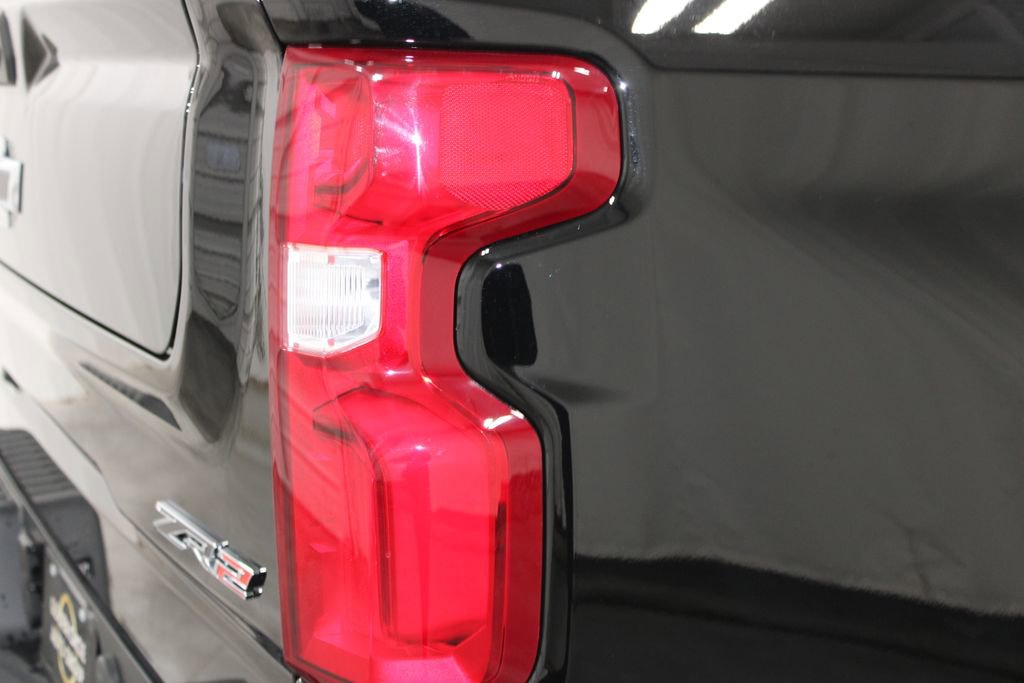 New 2026 Chevrolet Silverado 1500 ZR2 image 18