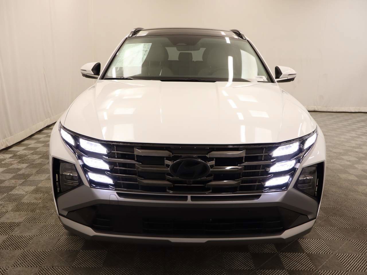 New 2026 Hyundai Tucson Limited AWD/4WD image 4