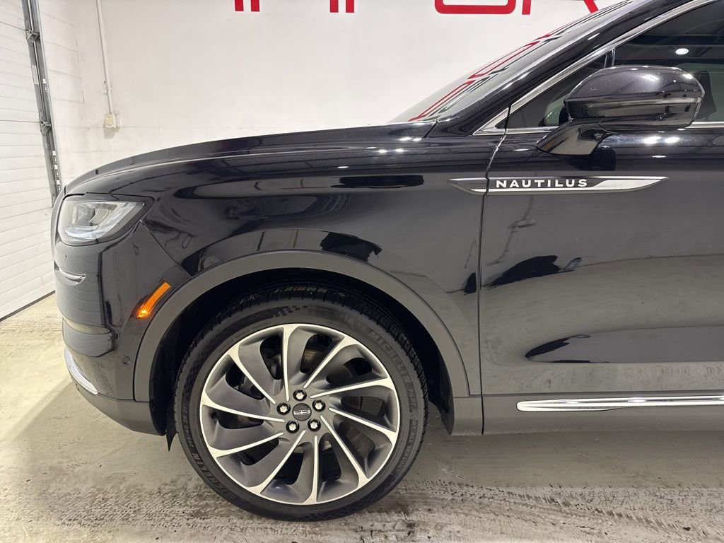 Used 2022 Lincoln Nautilus Reserve w/ Equipment Group 201A AWD/4WD image 7