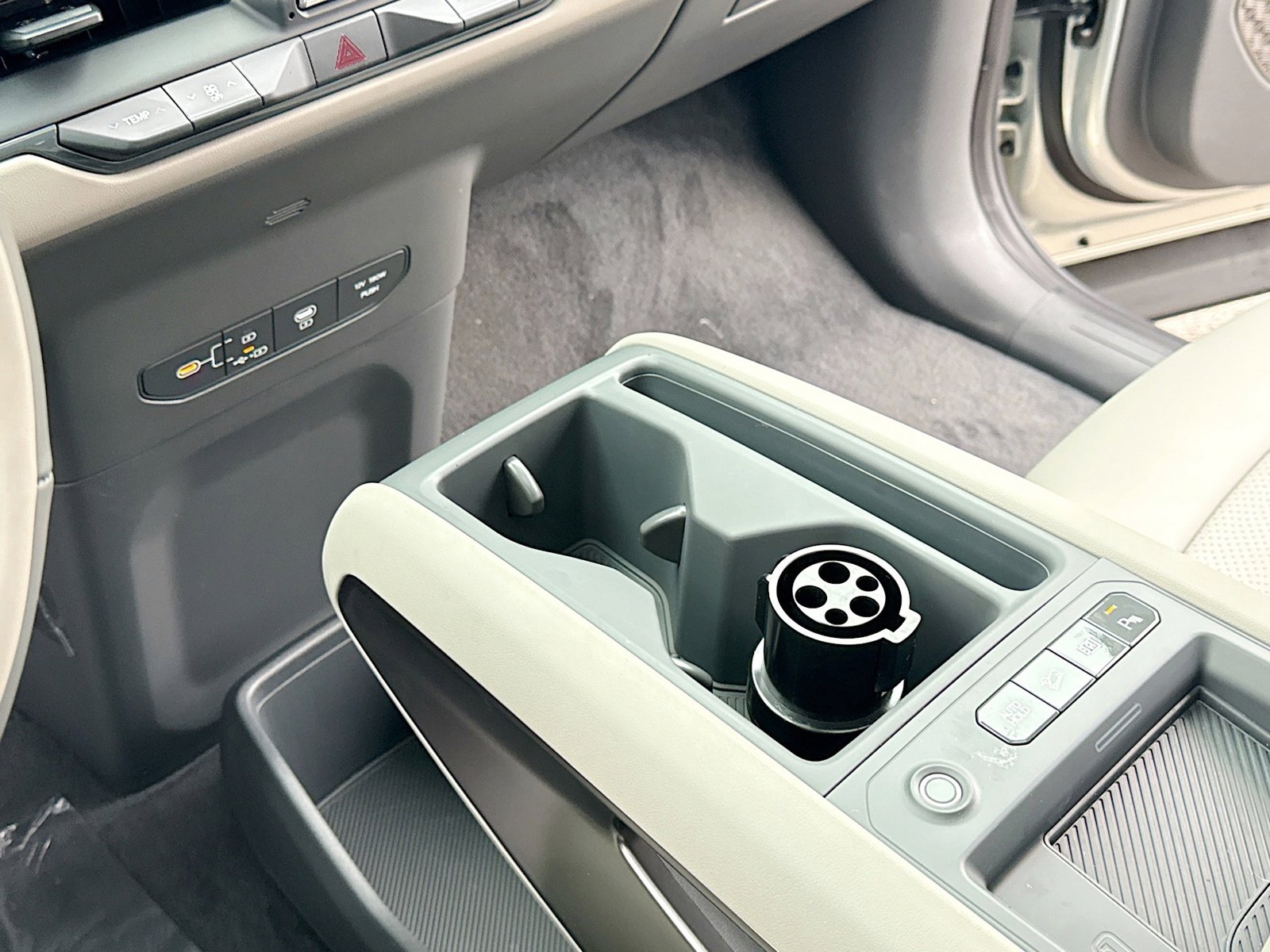 New 2026 Kia EV9 Wind image 10