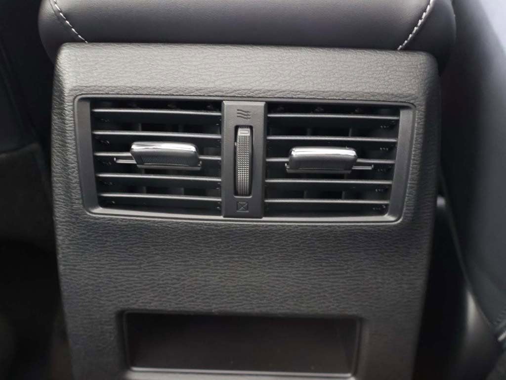 New 2026 Mitsubishi Outlander SE image 58