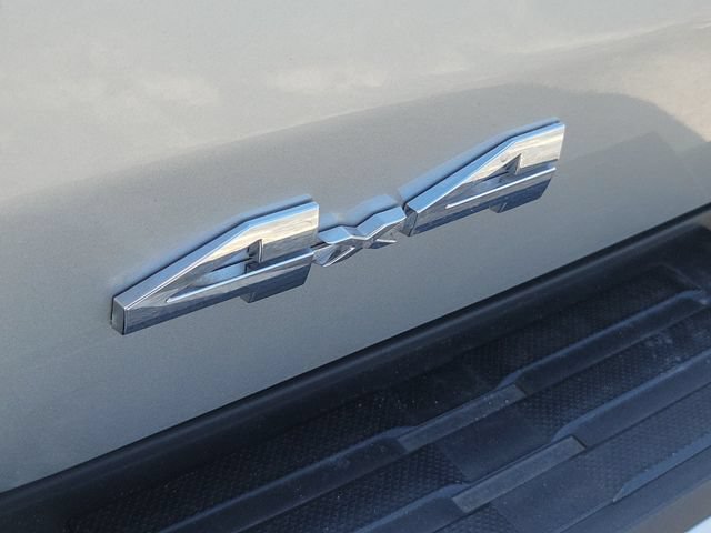 Used 2024 Toyota Tacoma SR5 AWD/4WD image 7