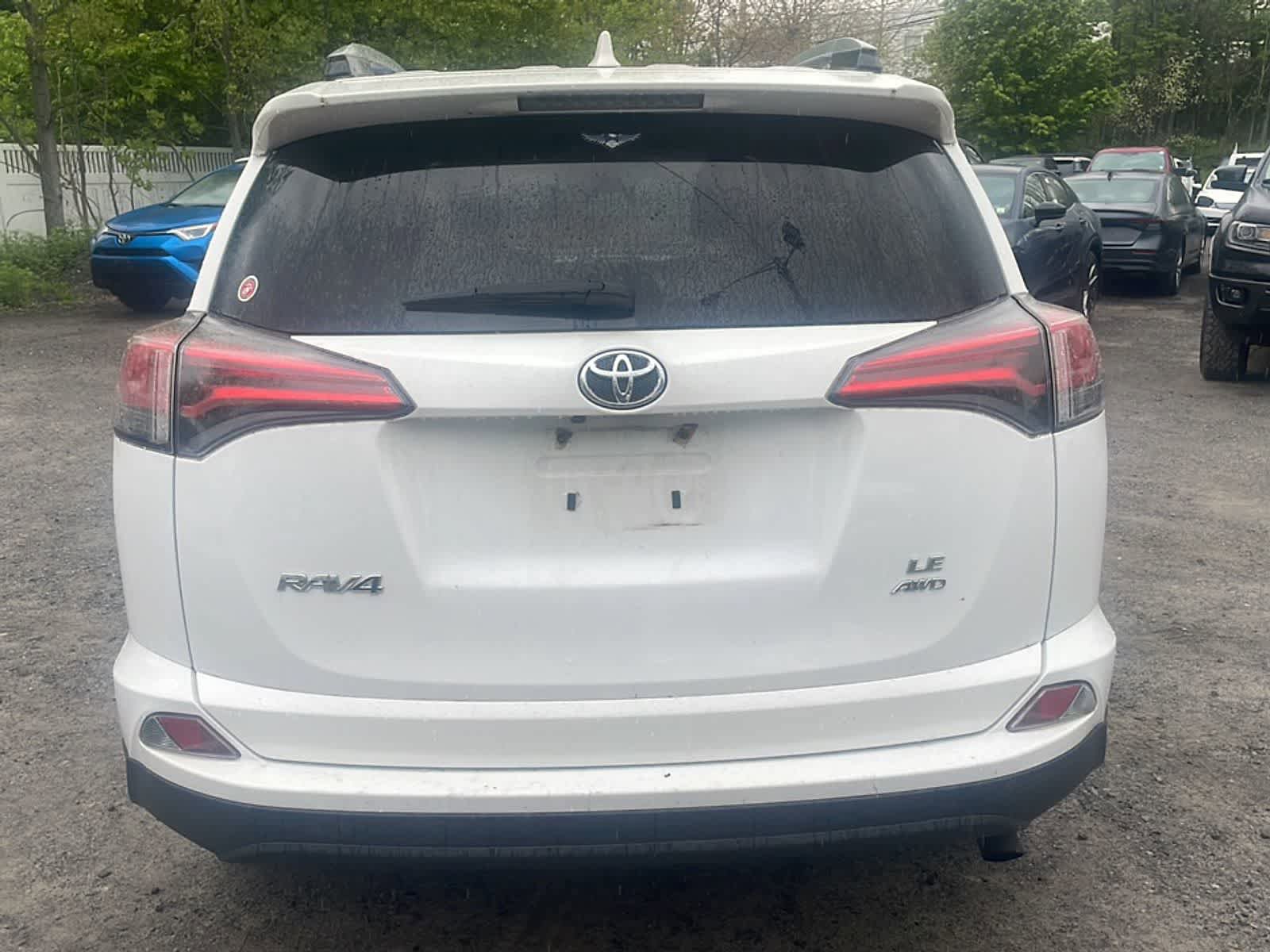 Used 2018 Toyota RAV4 LE w/ All Weather Liner Package AWD/4WD image 7
