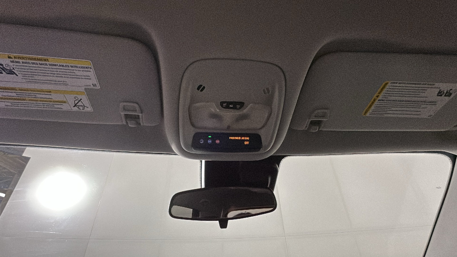 Used 2024 Chevrolet TrailBlazer LT w/ LT Cold Weather Package FWD image 31