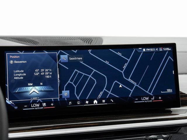 Used 2025 BMW X6 xDrive40i w/ Climate Comfort Package image 17