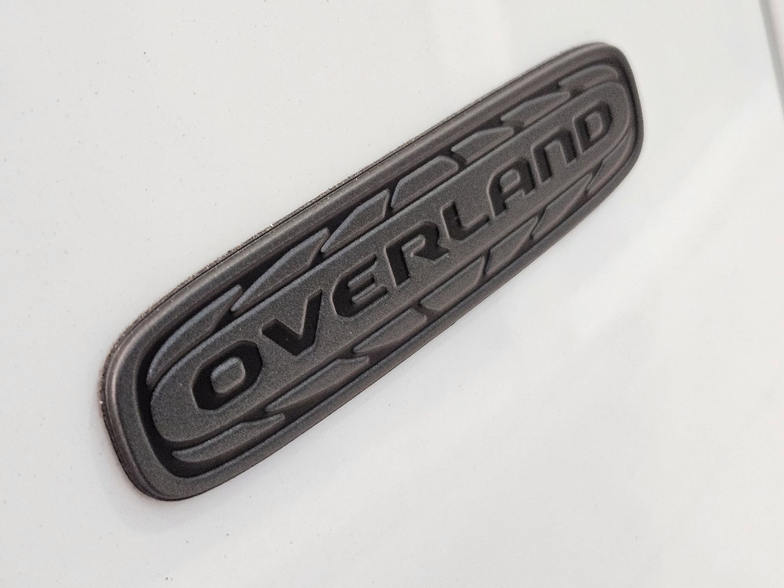 New 2026 Jeep Cherokee Overland image 10