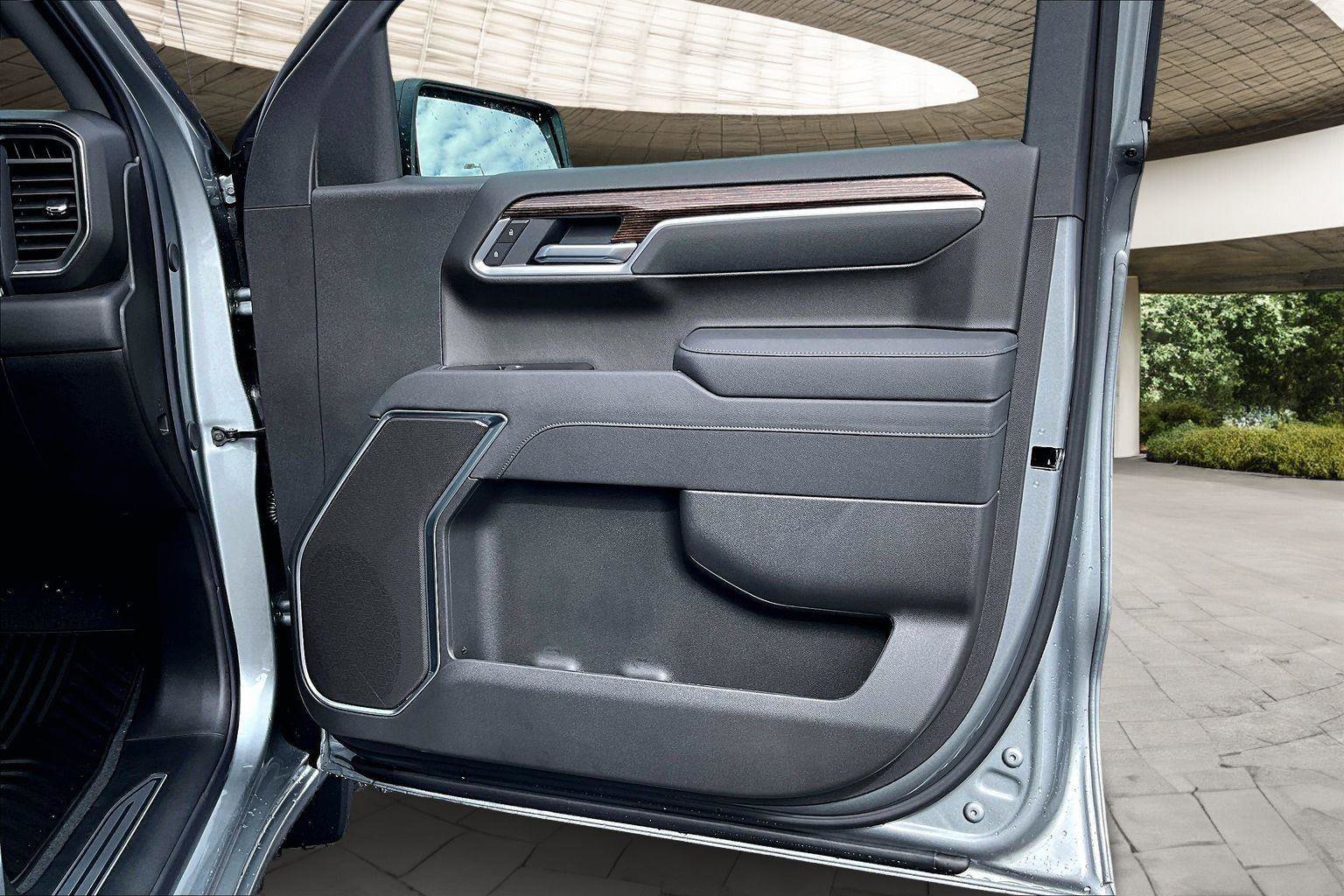 New 2026 GMC Sierra 1500 Elevation image 13