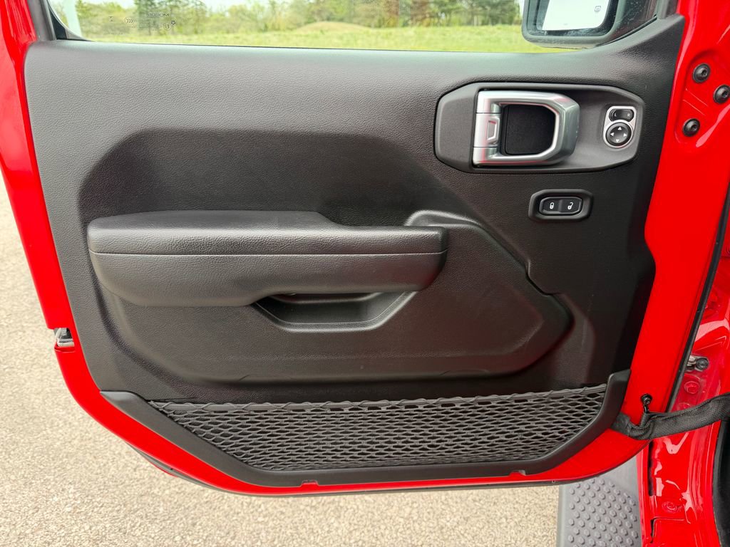 Used 2024 Jeep Wrangler Unlimited Sport AWD/4WD image 5