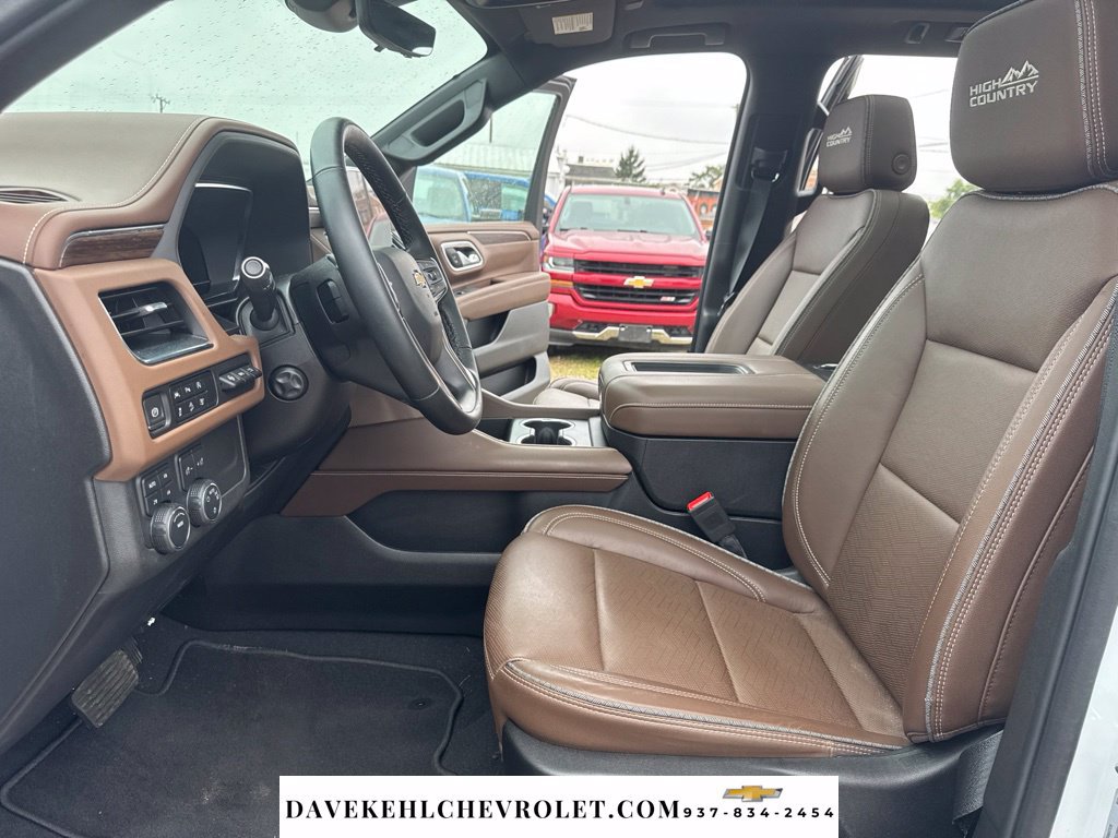 Used 2024 Chevrolet Tahoe High Country AWD/4WD image 18