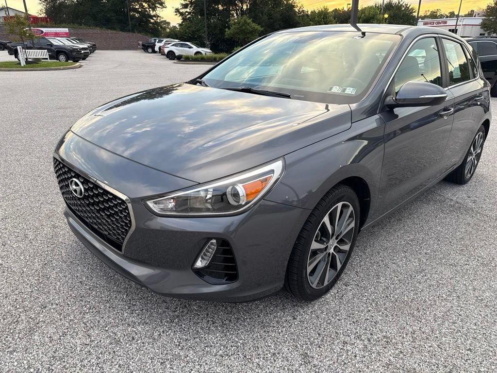 Used 2018 Hyundai Elantra GT w/ Style Package 02 FWD image 11