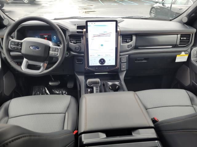 New 2025 Ford F150 Lightning Lariat image 18