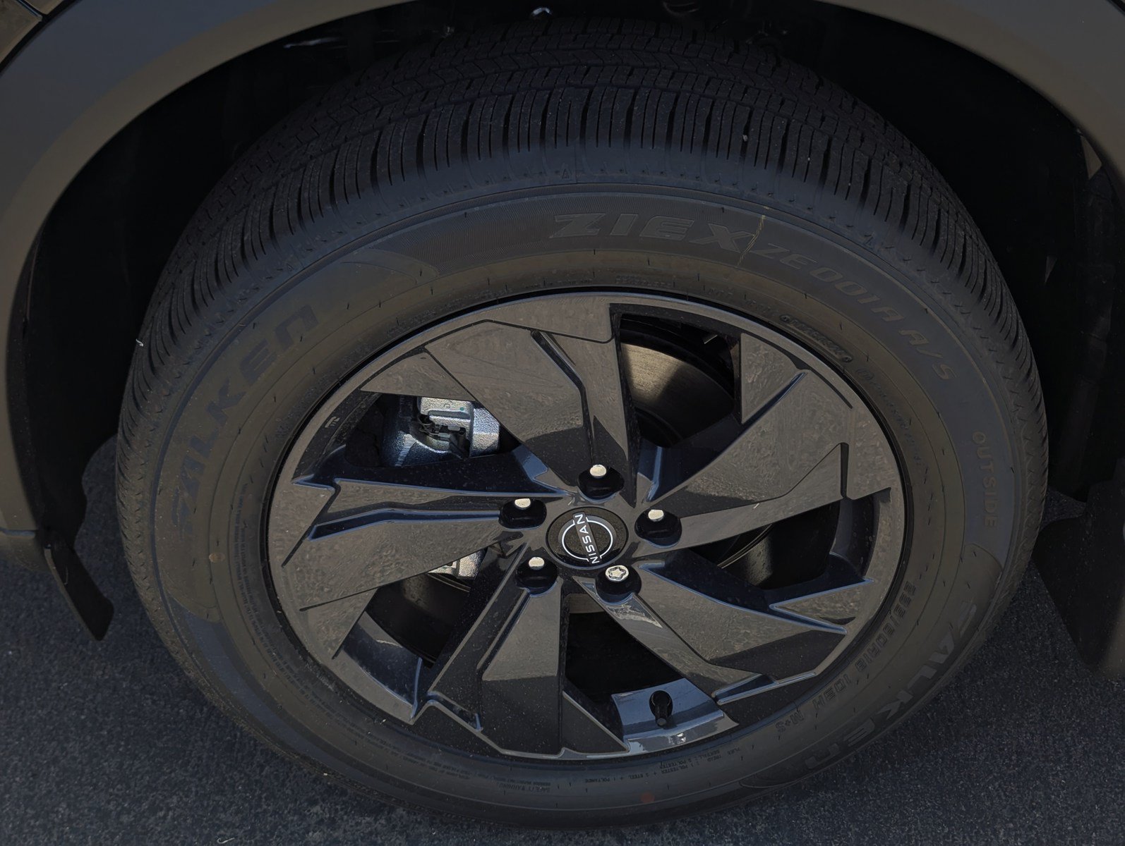 New 2026 Nissan Rogue SV FWD image 7
