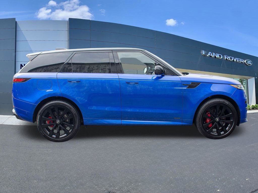 Certified 2025 Land Rover Range Rover Sport Autobiography AWD/4WD image 8