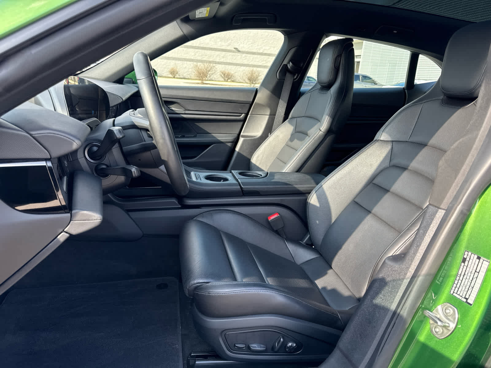 Used 2022 Porsche Taycan 4 Cross Turismo image 12