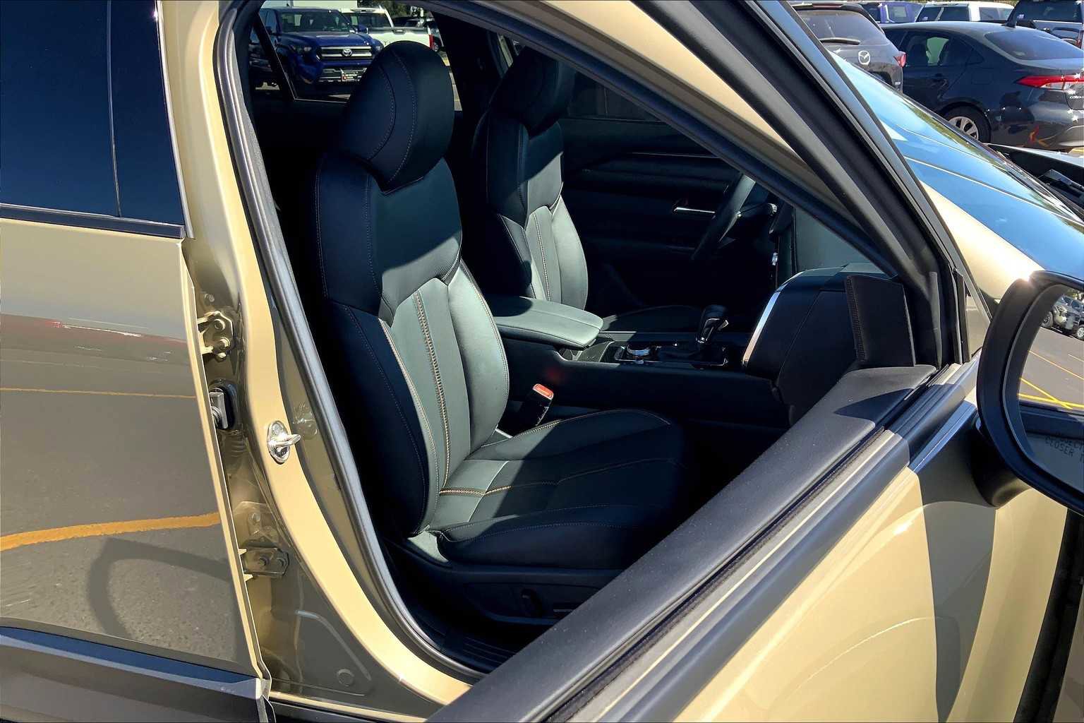 Used 2025 MAZDA CX-50 2.5 Turbo w/ Weather Package image 15