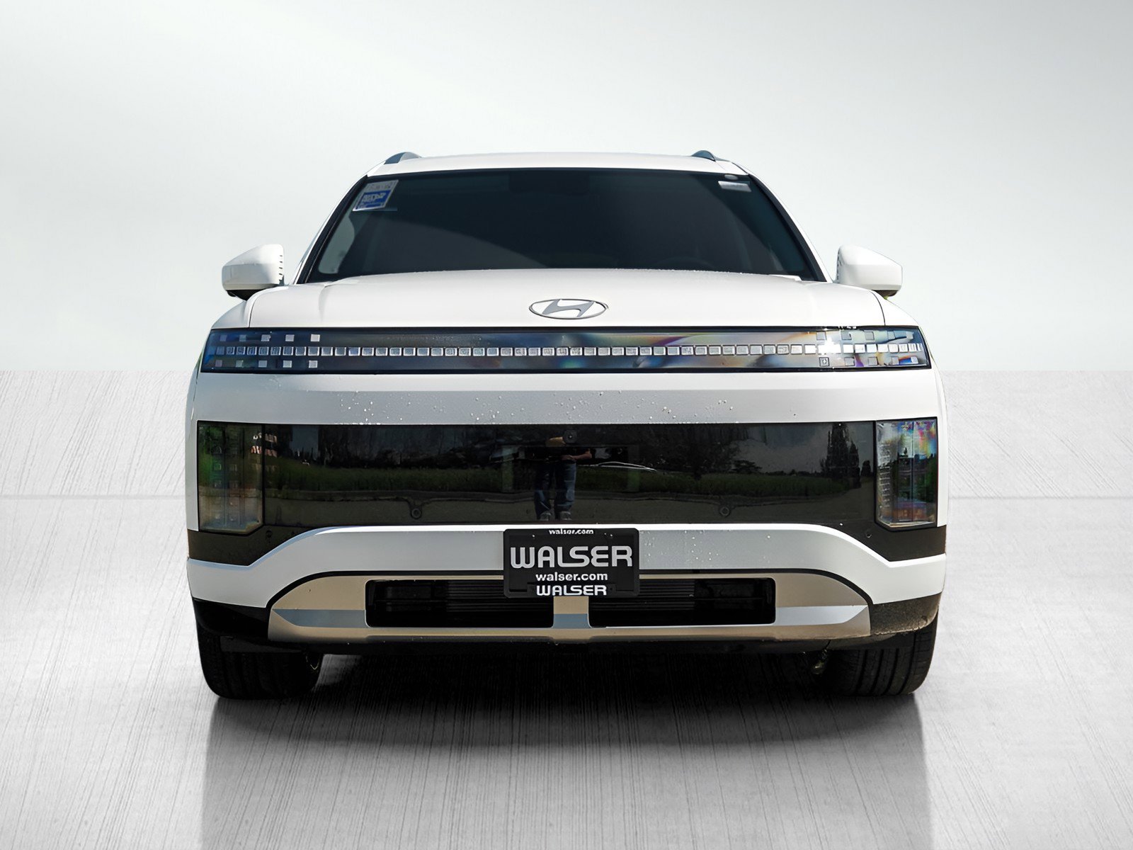 New 2026 Hyundai Ioniq 9 SEL image 2