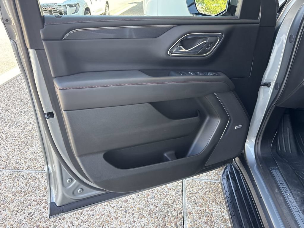 Certified 2024 Chevrolet Tahoe RST w/ Luxury Package AWD/4WD image 23