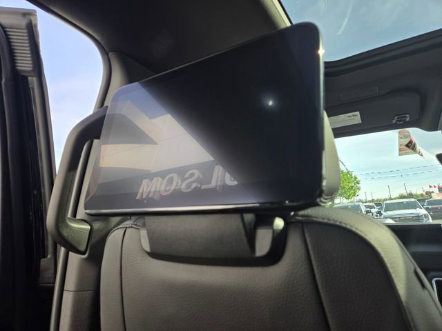 New 2026 GMC Yukon XL Denali w/ Denali Reserve Package image 9