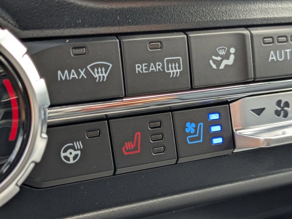 New 2025 Ford F350 Platinum image 25