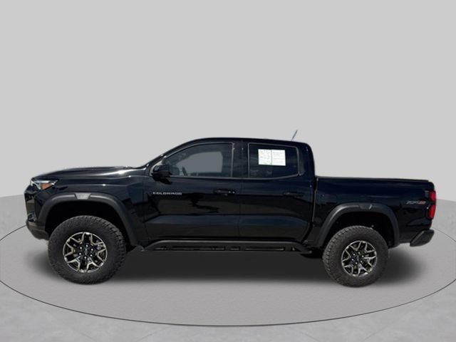 Used 2024 Chevrolet Colorado ZR2 w/ Technology Package AWD/4WD image 2