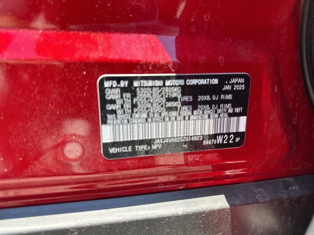 Used 2025 Mitsubishi Outlander SE AWD/4WD image 8