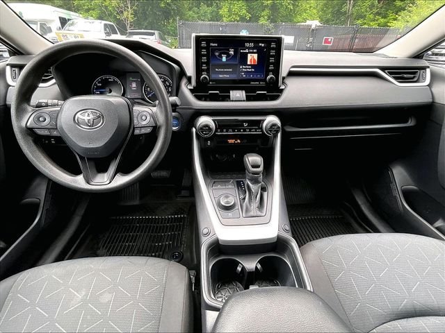 Used 2021 Toyota RAV4 XLE w/ Convenience Package AWD/4WD image 16