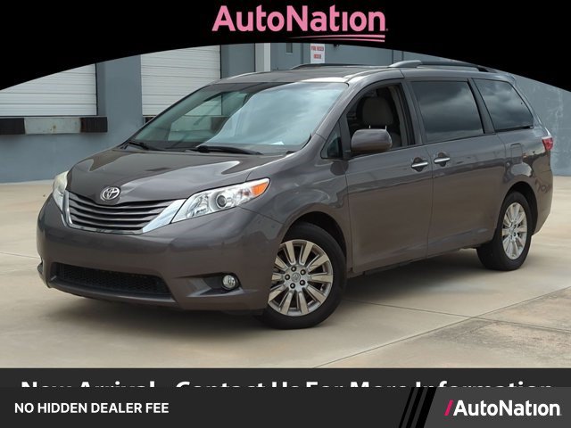 Used 2015 Toyota Sienna XLE w/ XLE Navigation Package