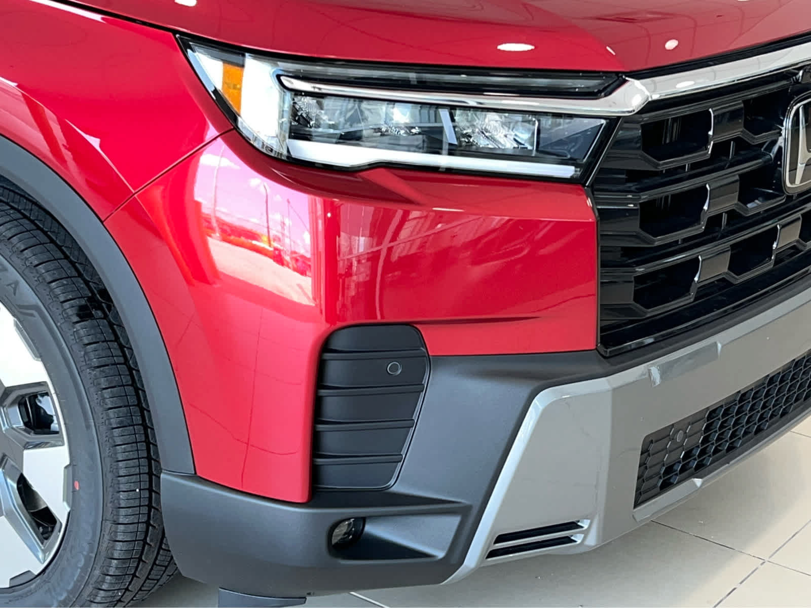 New 2026 Honda Pilot Touring image 2