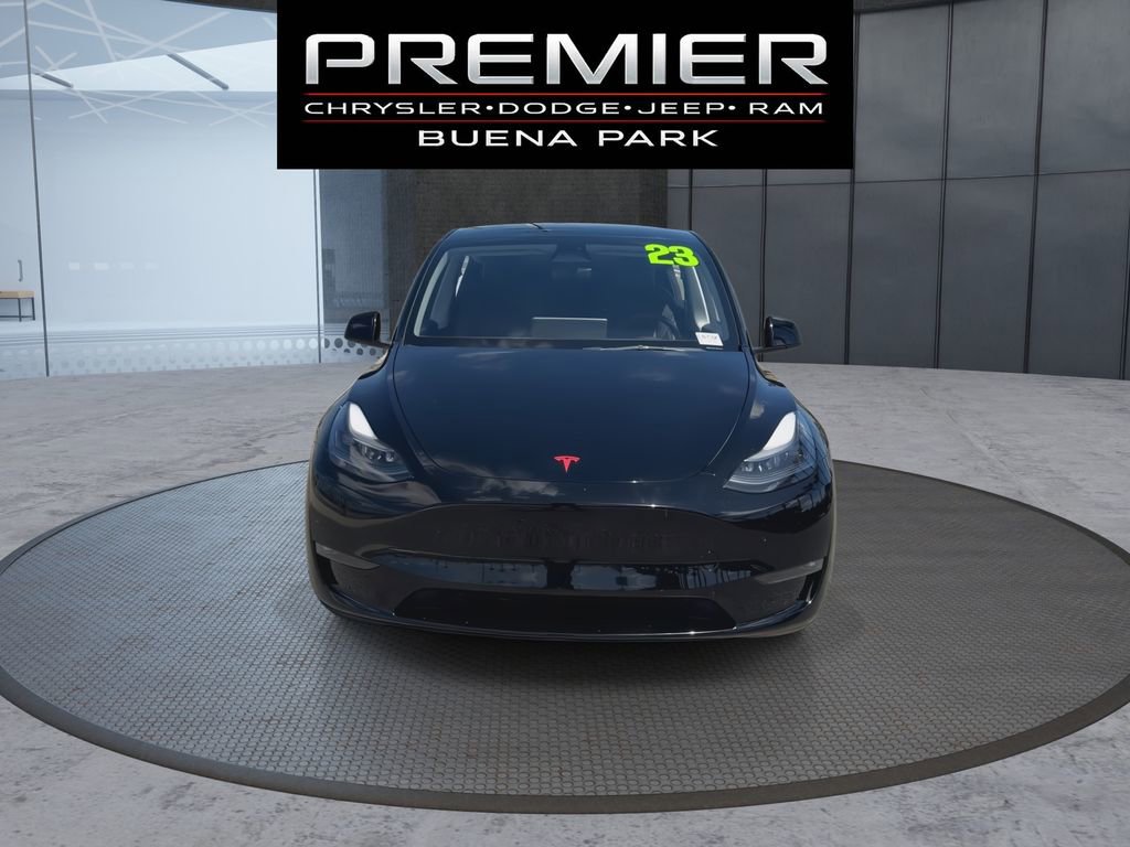 Used 2023 Tesla Model Y Performance AWD/4WD image 3