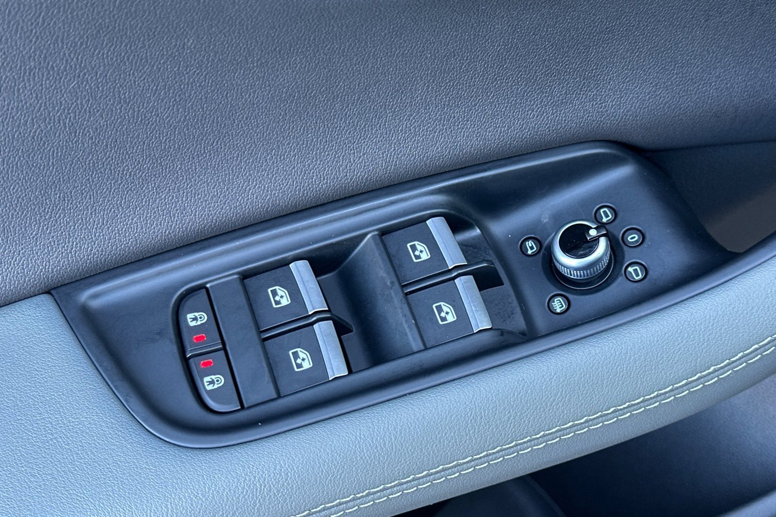 Used 2025 Audi Q7 3.0T Premium Plus image 11