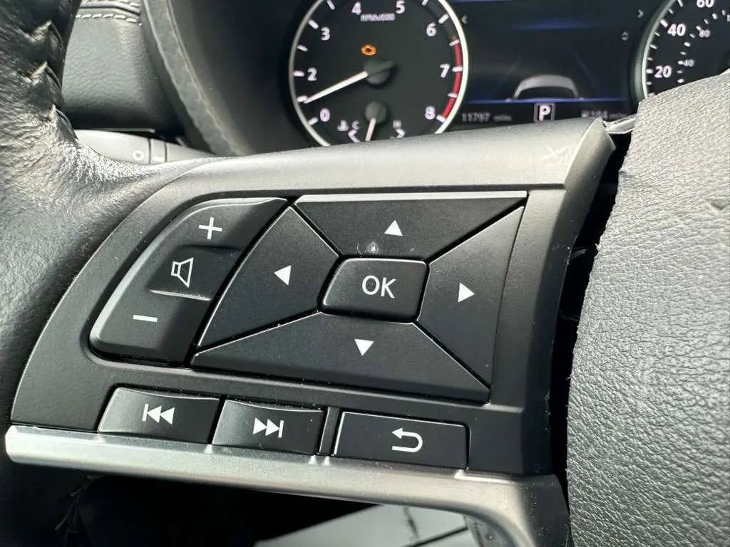 Used 2023 Nissan Sentra SV w/ All-Weather Package image 22